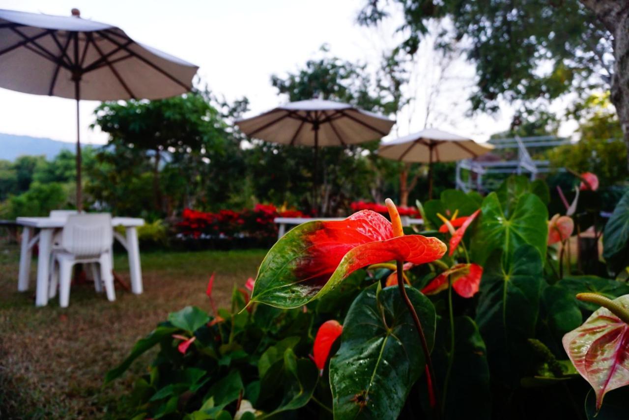 Pruksatara Garden Hotel Phu Ruea Exterior photo